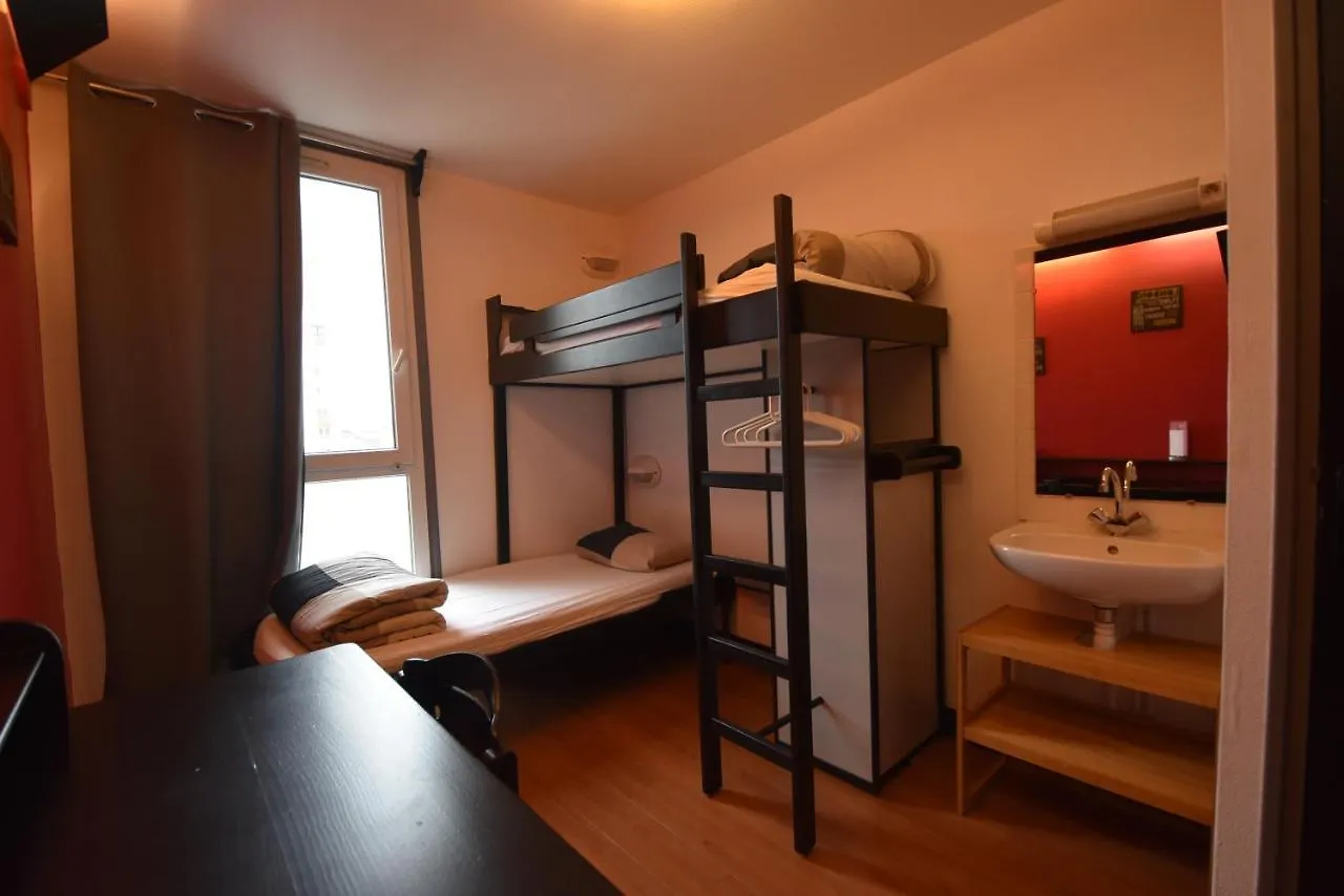 Hi Le D'artagnan Hostal