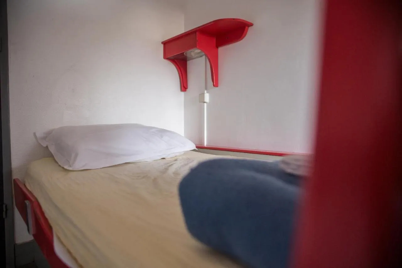 Hi Le D'artagnan Hostel